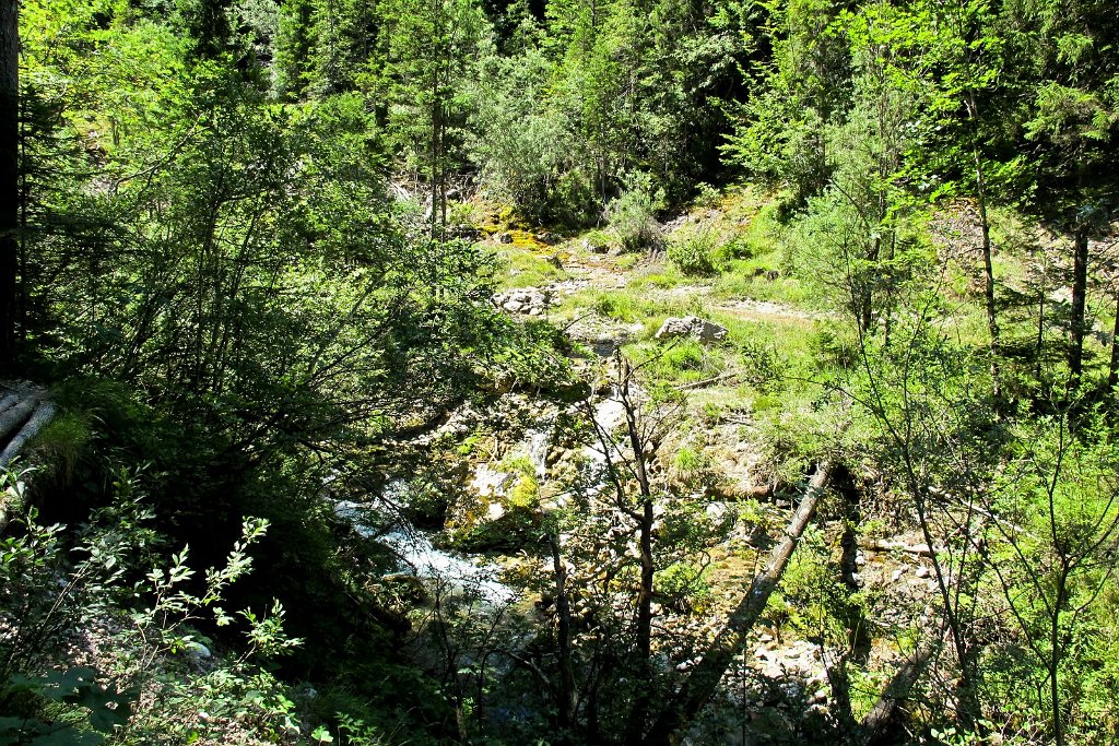 51 die Sonne lacht und es ist sehr warm.jpg